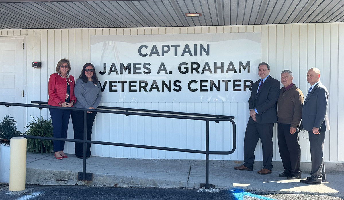 veterans center unveiling